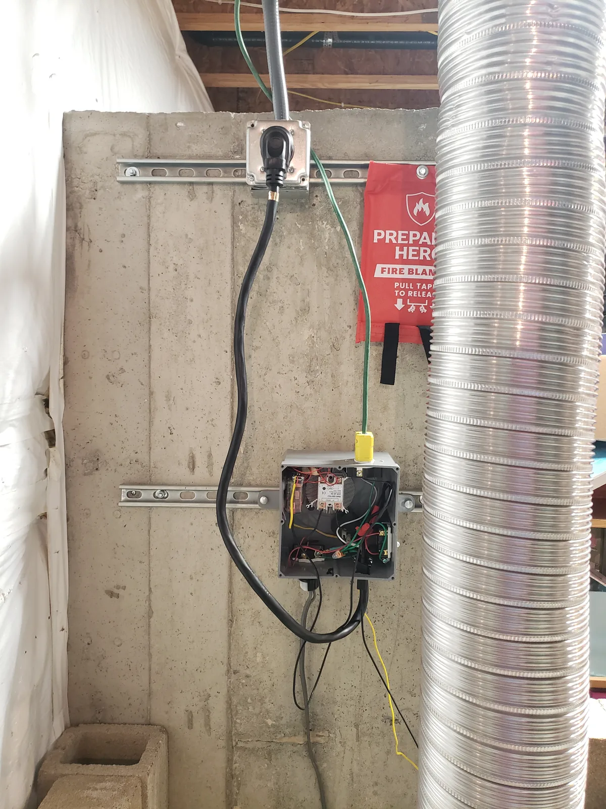 Open control box with SSR and heatsink