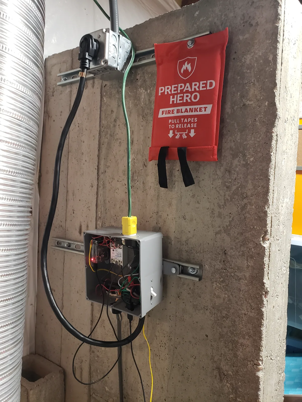 Control box and fire blanket